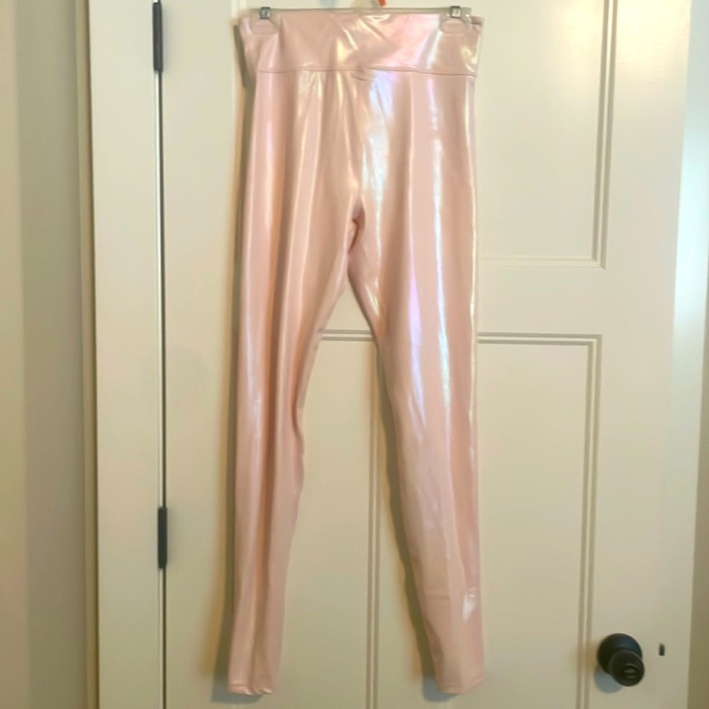 Carbon leggings. Size medium. Shimmery